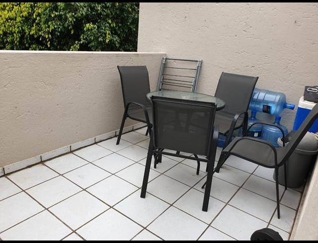 2 BEDROOM TOWNHOUSE FOR SALE IN MARAIS STEYN PARK